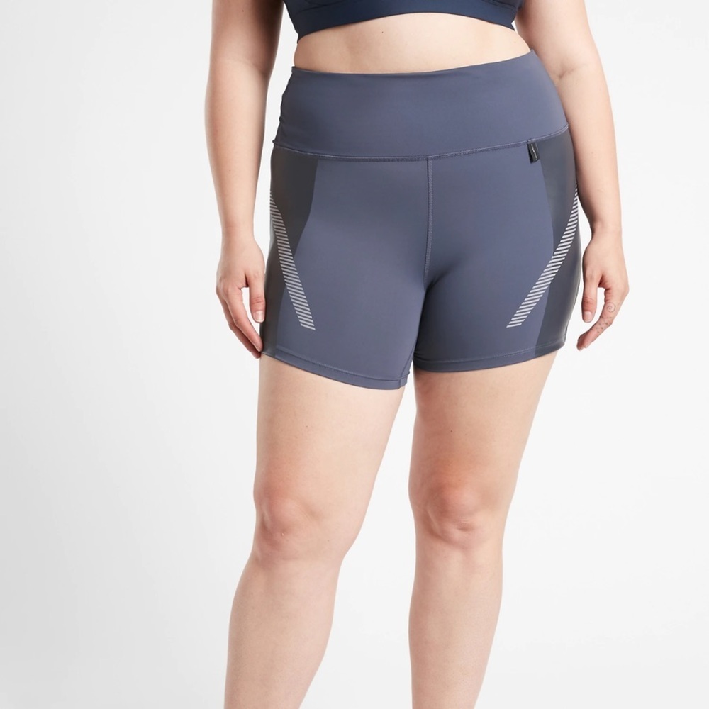 Athleta Legend Shortie